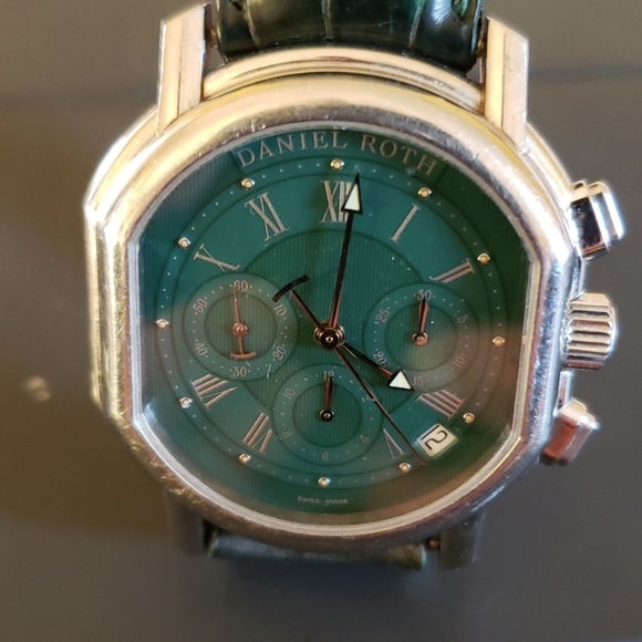 Watch - Picture 7 of 7